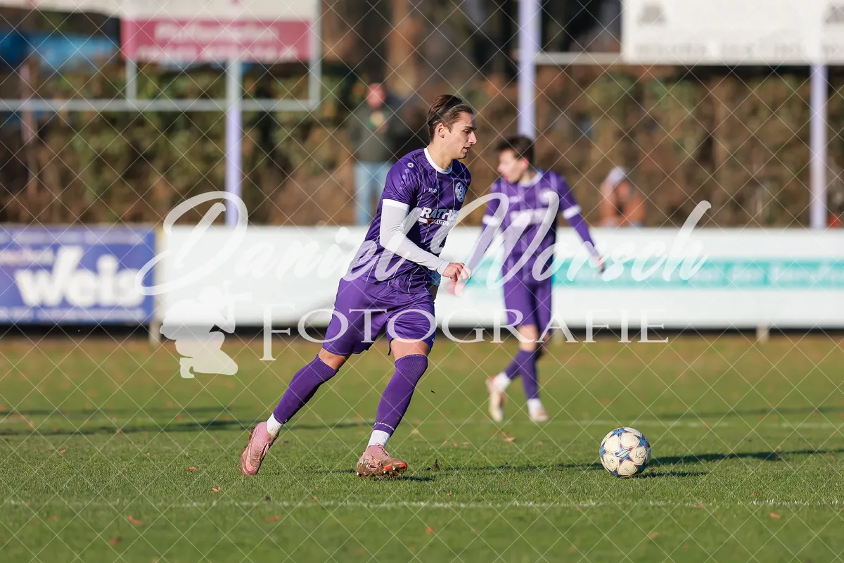 22.11.2025 - VfR Neuburg - FC Horgau